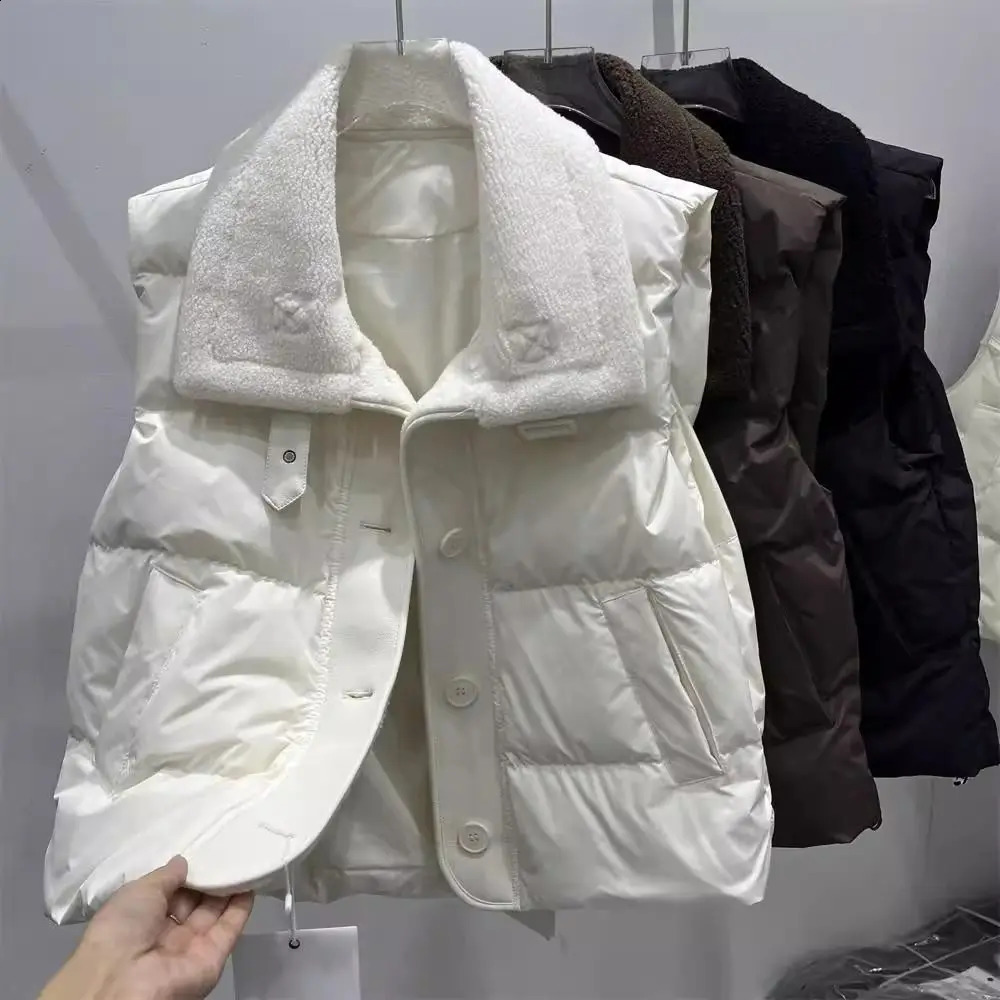 European Lamb Wool Lapel Thickened Cotton Vest Women Short Autumn and Winter Style Leather Jacket y250826