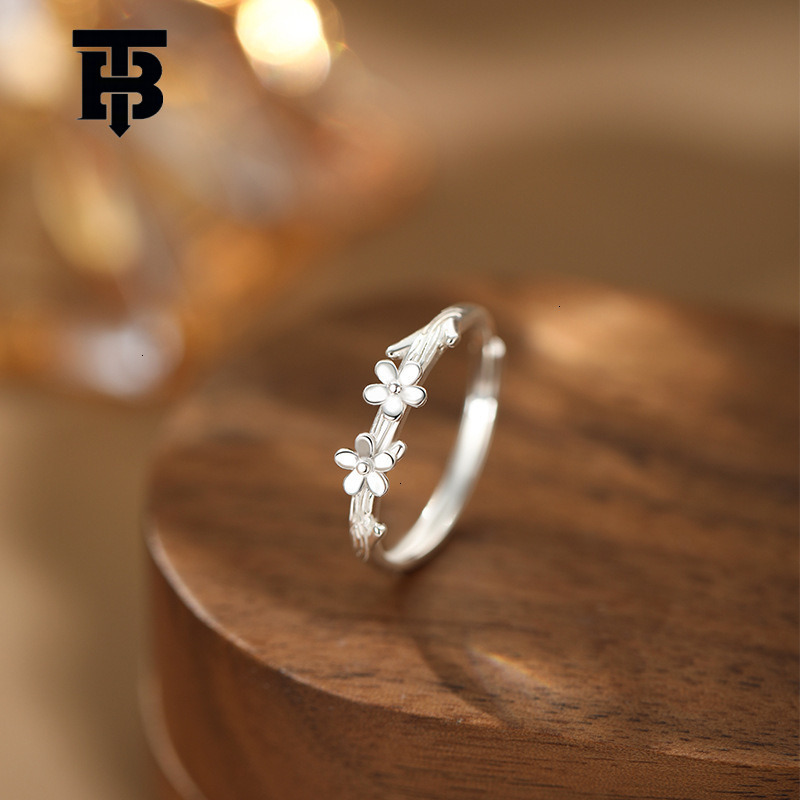 2025 New S999 Pure Silver Flower Ring Forest-style Designer Jewelry Wedding Ring Sweet And Fresh Adjustable Temperament Gentle Jewelry Wholesale