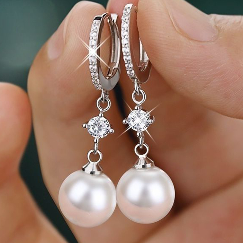Delicate Designer White Pearl Earrings Simulated Ball Pearl Earrings for Women 18K White Gold Plated Freshwater Pearl Dangle Earring Luxury Wedding Je