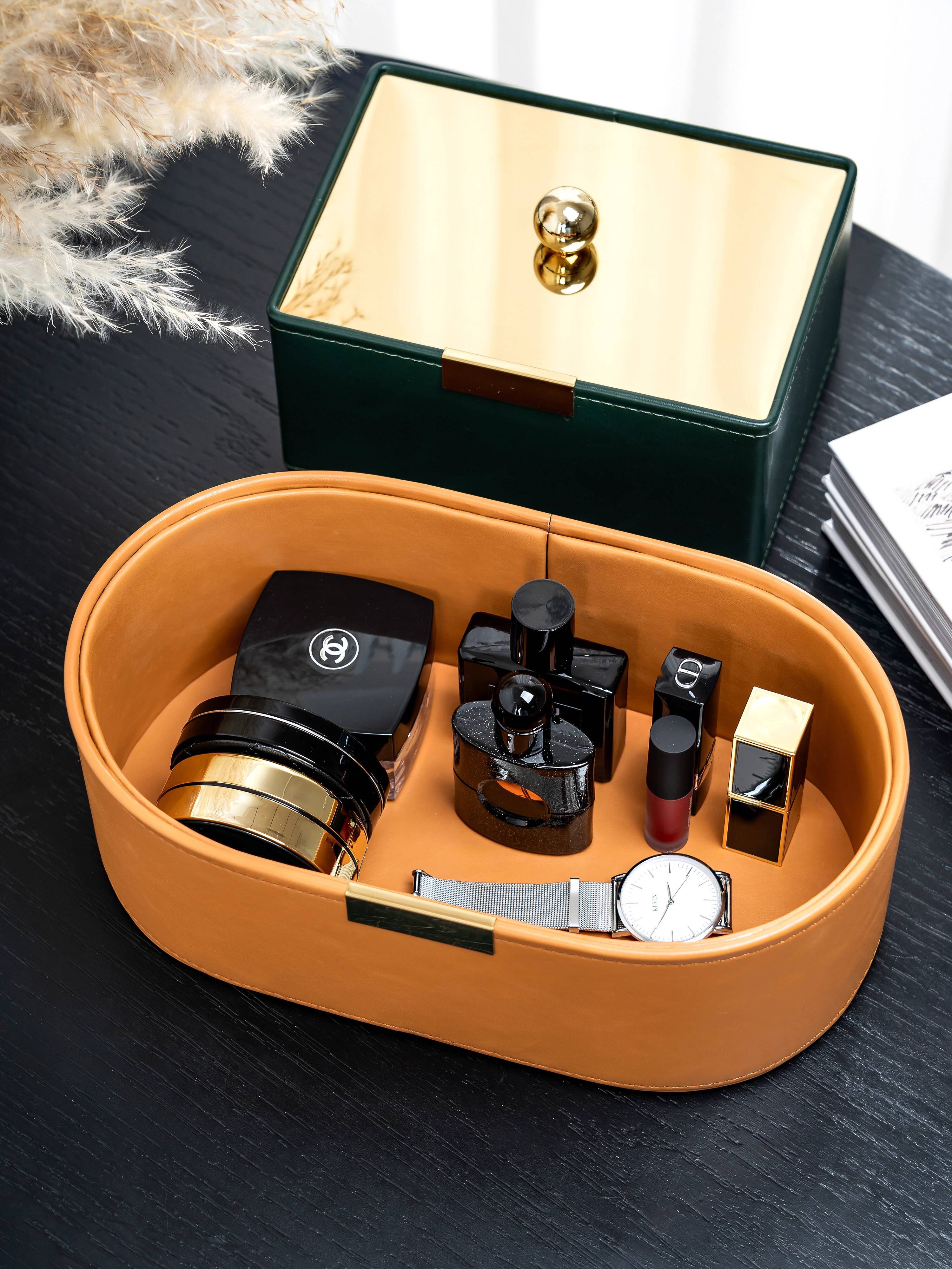 Light Multifunctional Leather Remote Control Storage Box Bedside Living Room Coffee Table Desktop with Lid for Miscellaneous Items ddmythur