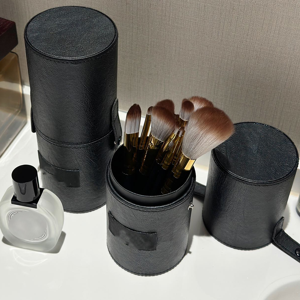2025 New Designer Letter Logo Brush Makeup Tool 14pcs/set with Storage Tube Girl Valentine's Day Birthday Gift