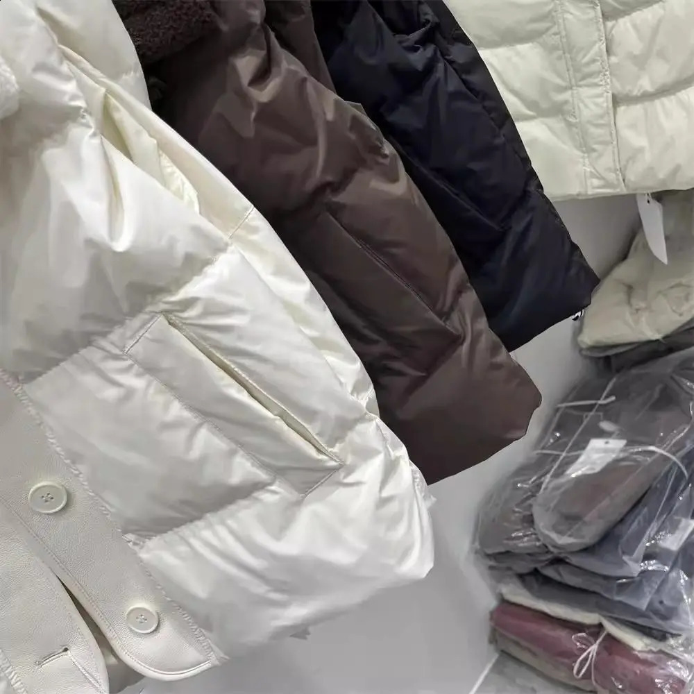 European Lamb Wool Lapel Thickened Cotton Vest Women Short Autumn and Winter Style Leather Jacket y250826