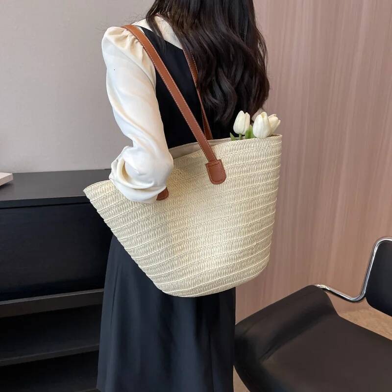 Luxury Handbag Women's Large Capacity Shoulder Summer Straw Woven Basket Handbag Fashion Female Designer Beach Bag Bali Shopper Tote Handbag