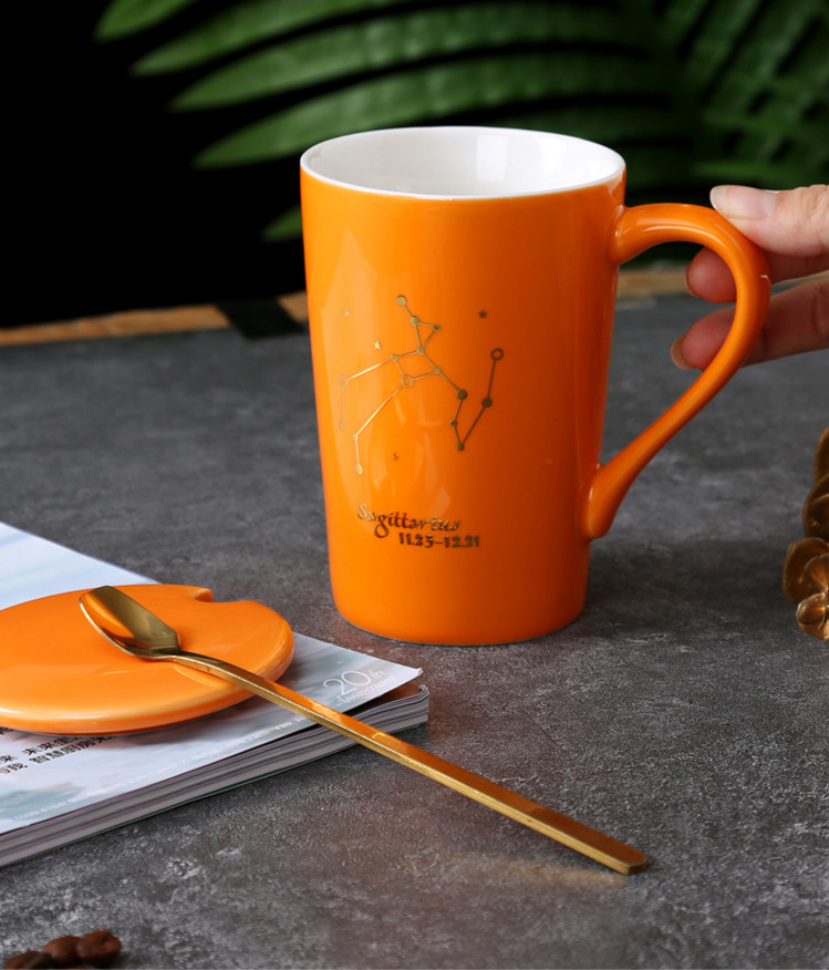 Ceramic Drinking Mugs with Lid Nordic Zodiac Design Personalized Thermal Cups for Coffee Tea Matching Couple Utensils Indoor Outdoor Use Dishwasher Sa