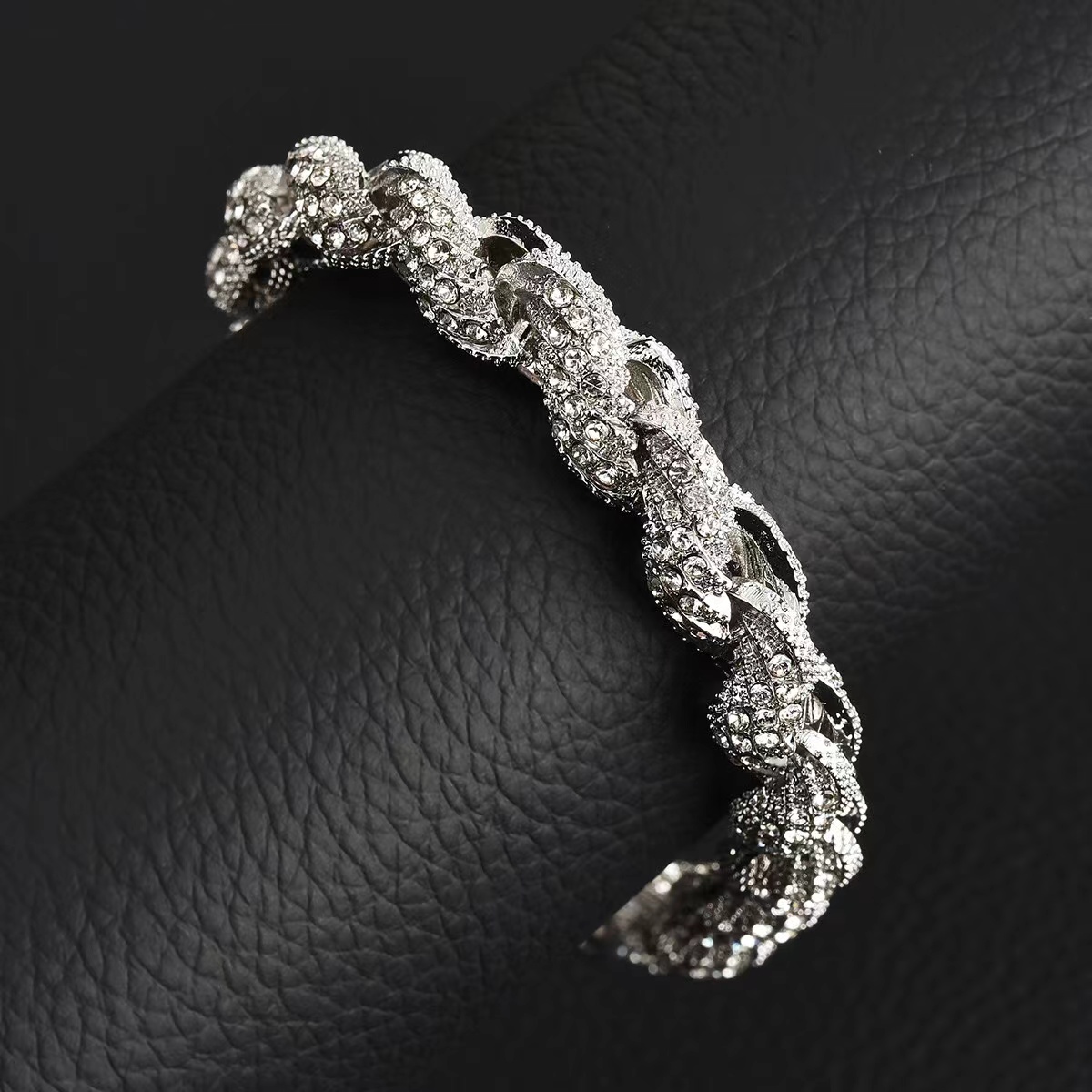 Durable 925 Sterling Silver Hip-Hop Inspired Diamond Accented Pendant Chain - Bold Metallic Neckwear For Him