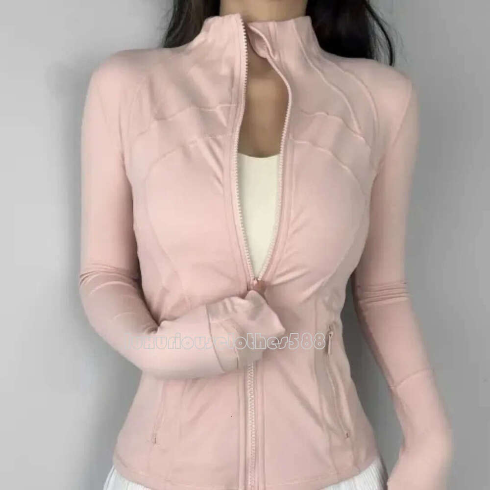 Factory direct sales Gym Jackets and leggings shorts Yoga Workout Elastic WaistFiess quick dry Activewear sets full-dimensional ergonomic design craft