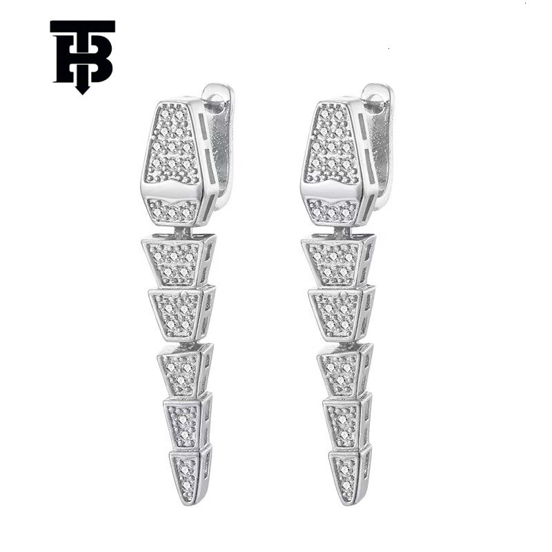 Free Shipping For New Designer Accessories Creative Personality High-end Copper Inlaid Zircon Snake Series Earrings Exquisite Light Luxury Temperament