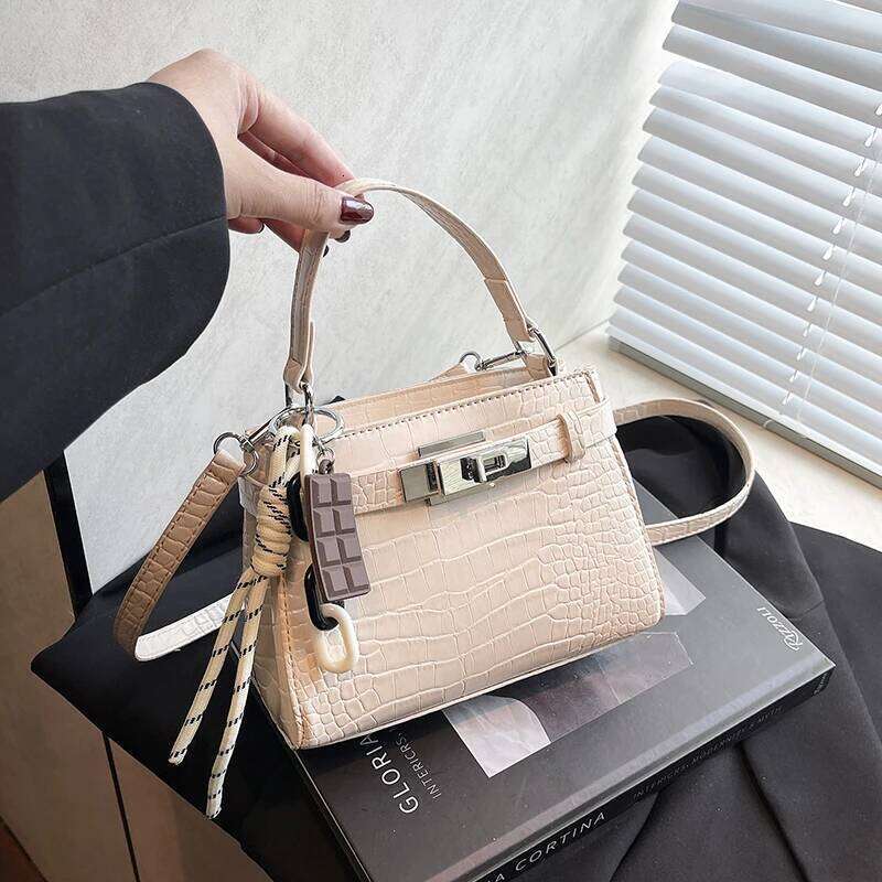 French Girls' Bag With Hand-Carry Option System, Artistic Design For Girlish Summer Fashion Commuter Needs And Style