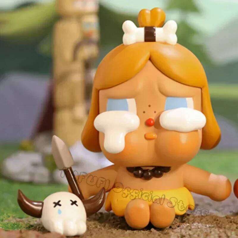 POP MART Crybaby Jungle Adventure Crying In The Woods Series Original Blind Mystery Box Bag Toy Doll Cute Anime Figure