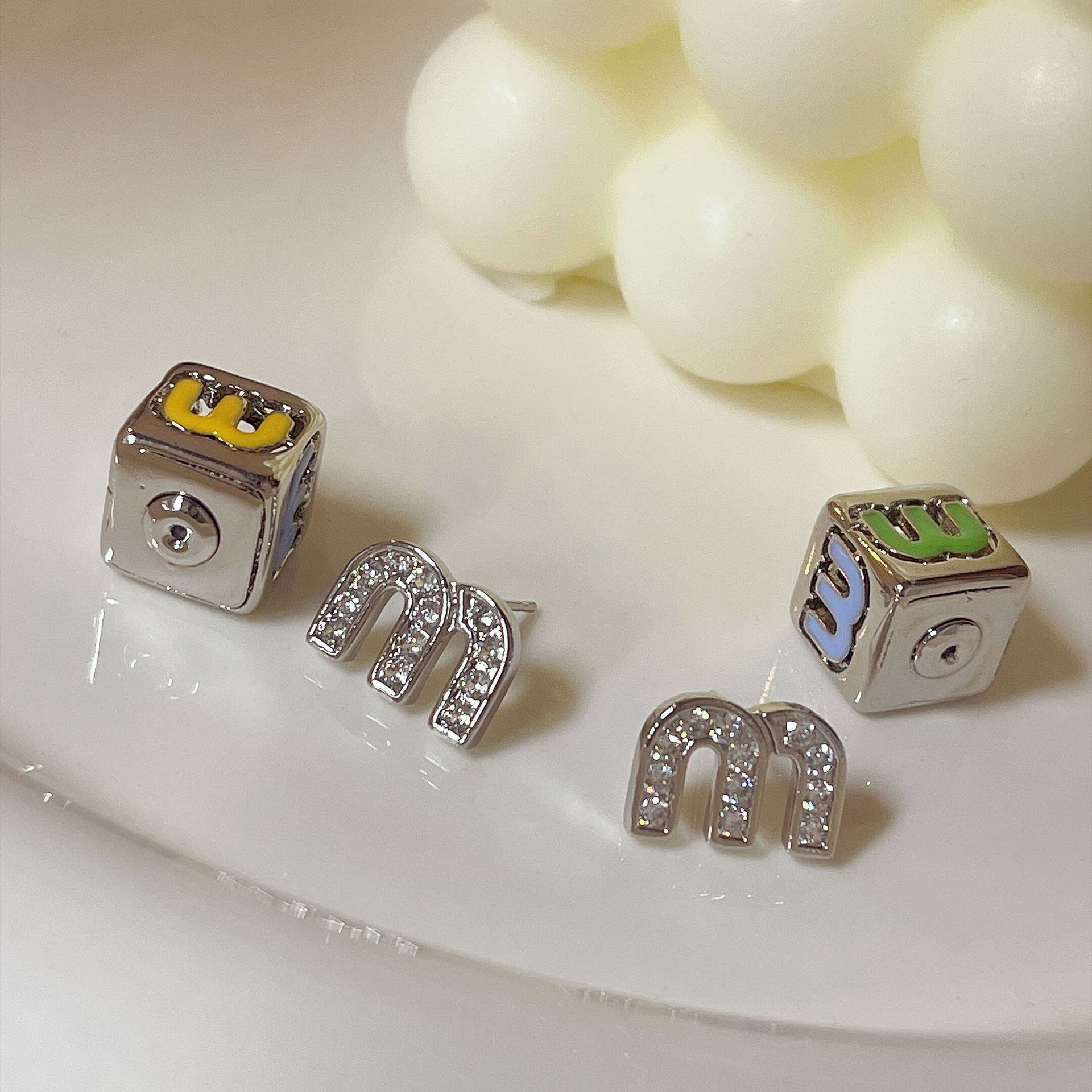 Openwork Ball Stud Earrings Square Earrings Dual Wear Asymmetrical Geometric Mosaic Zirconia Drip Glaze Studs French Luxury Womens Ear Clips