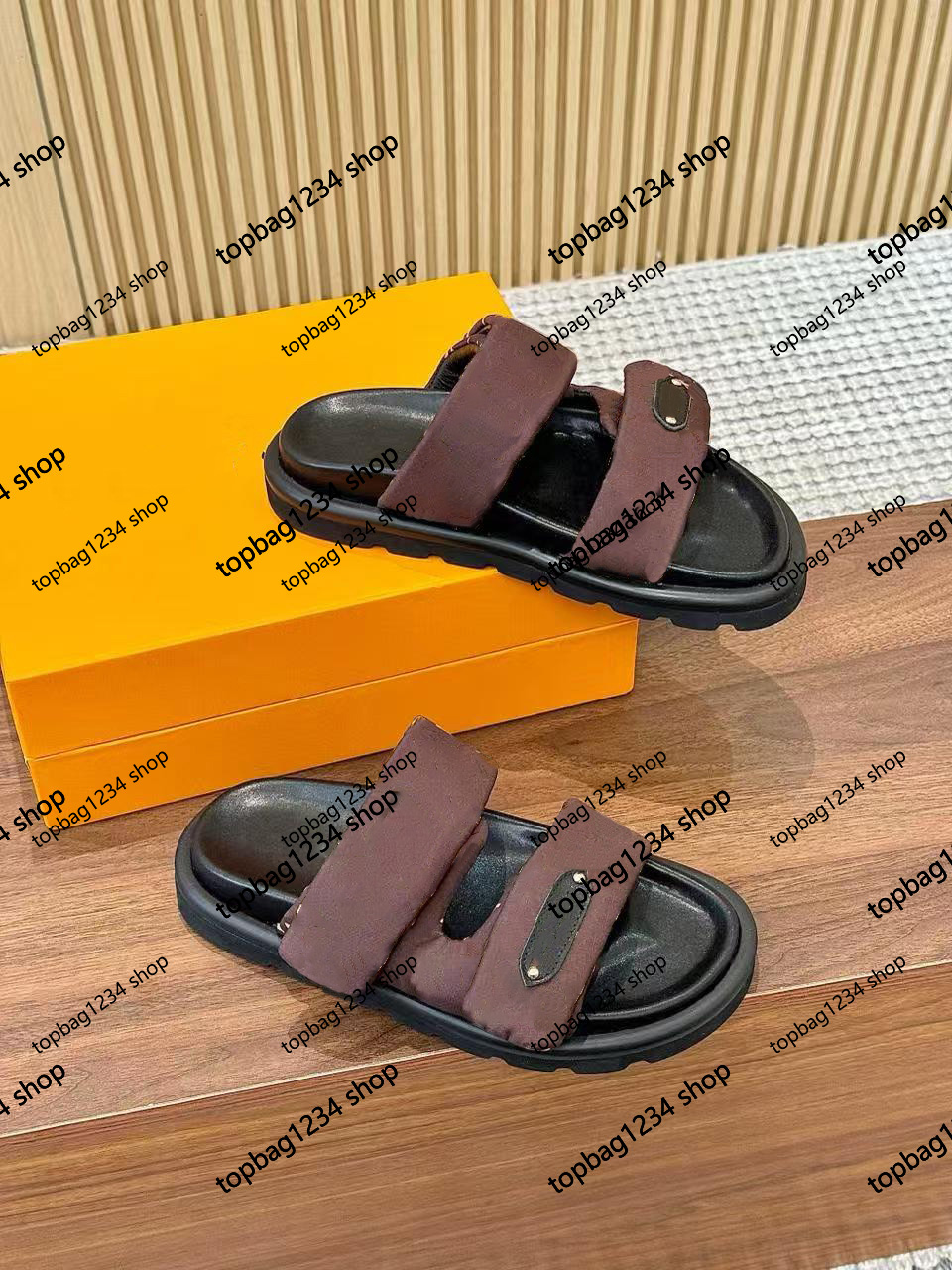 10A womens summer slipper slides Ladies Slippers Brand Designer shoes Sandals Flat Heel Fashion Versatile Leather Casual Comfort Size 35-46 With