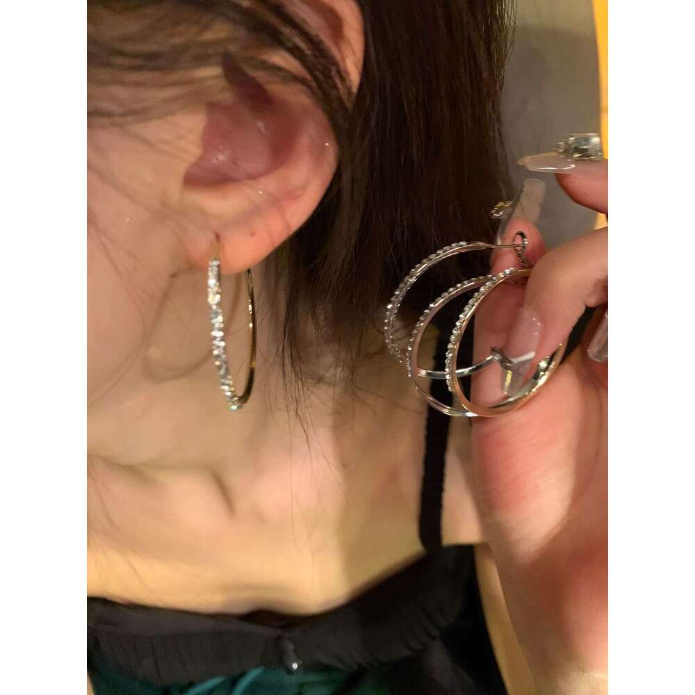 Shop Owner Highly Recommended Super Shiny Dia-Studded Hoop 2024 New Unique Earrings for Women with Square and Round Faces