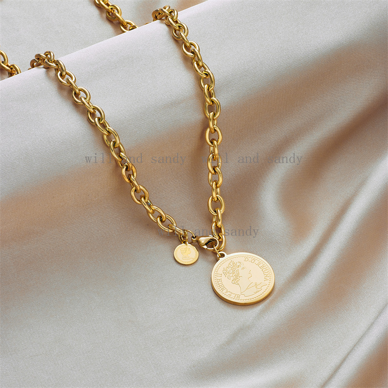 18K Gold Portrait Coin Necklace Pendant Designer Stainless Steel Gold Chain Queen Necklaces Multilayer Stacking Collar Woman Fashion Luxury Jewelry Gi