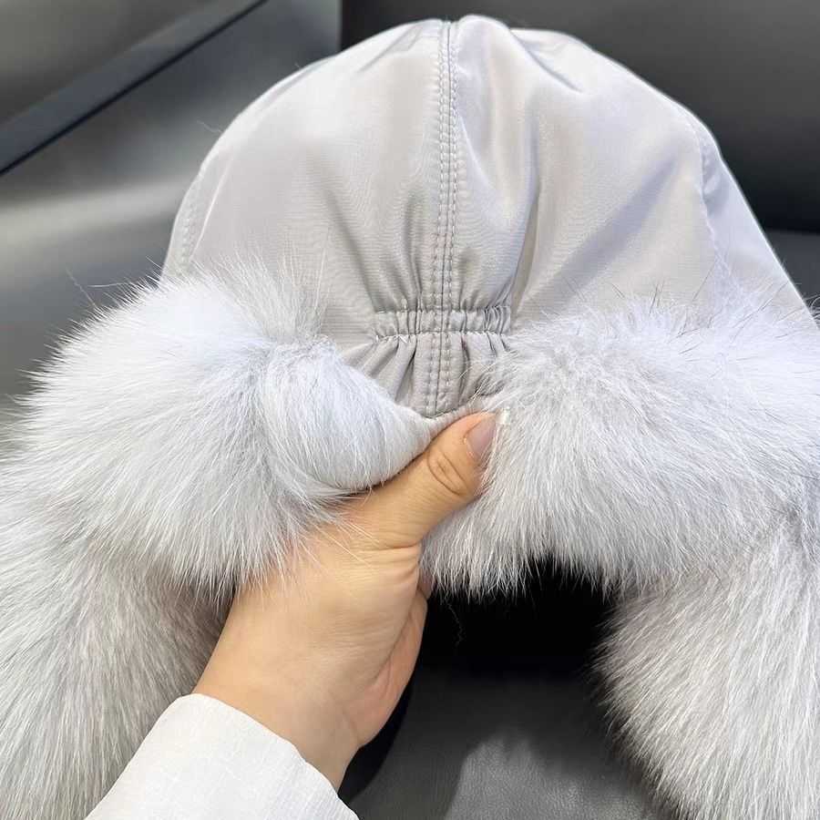 Fox Fur Lei Feng Hat for Women Slimming Ski Hat ParentChild Furry Hat Autumn and Winter Ear Protection Warm Fur Snow Hat L250827