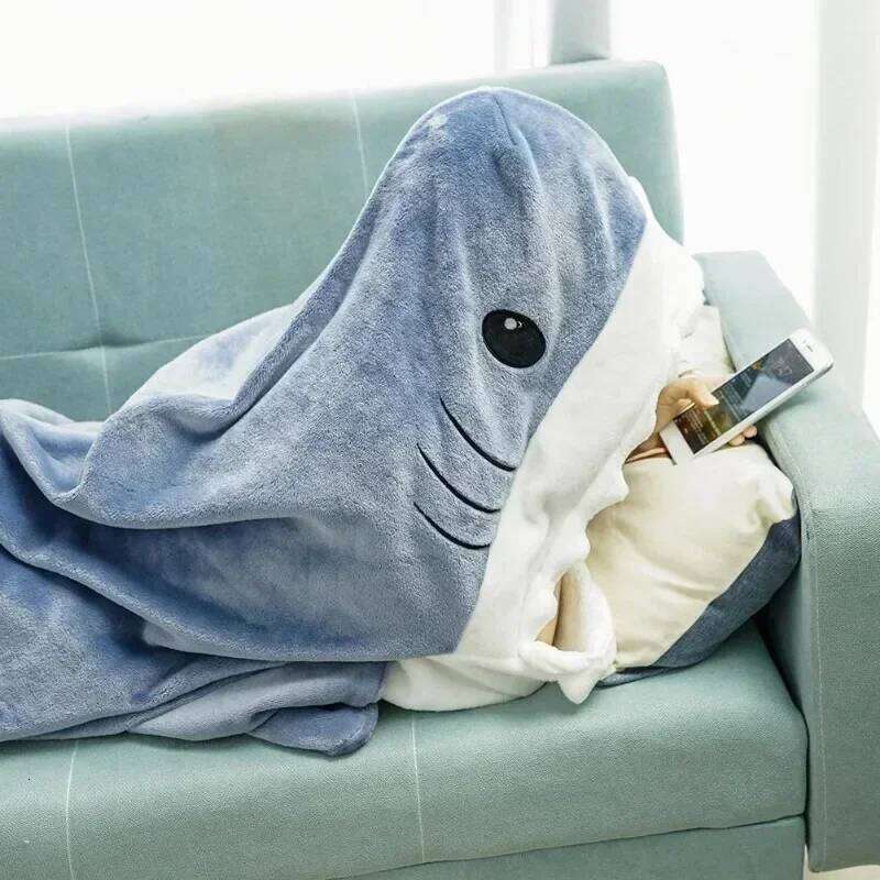 Cartoon Pamas Sleeping Bag Robe Shark Blanket Megalodon Gown Adult Homewear Plaid Comfy Bathrobe Wearing a blanket