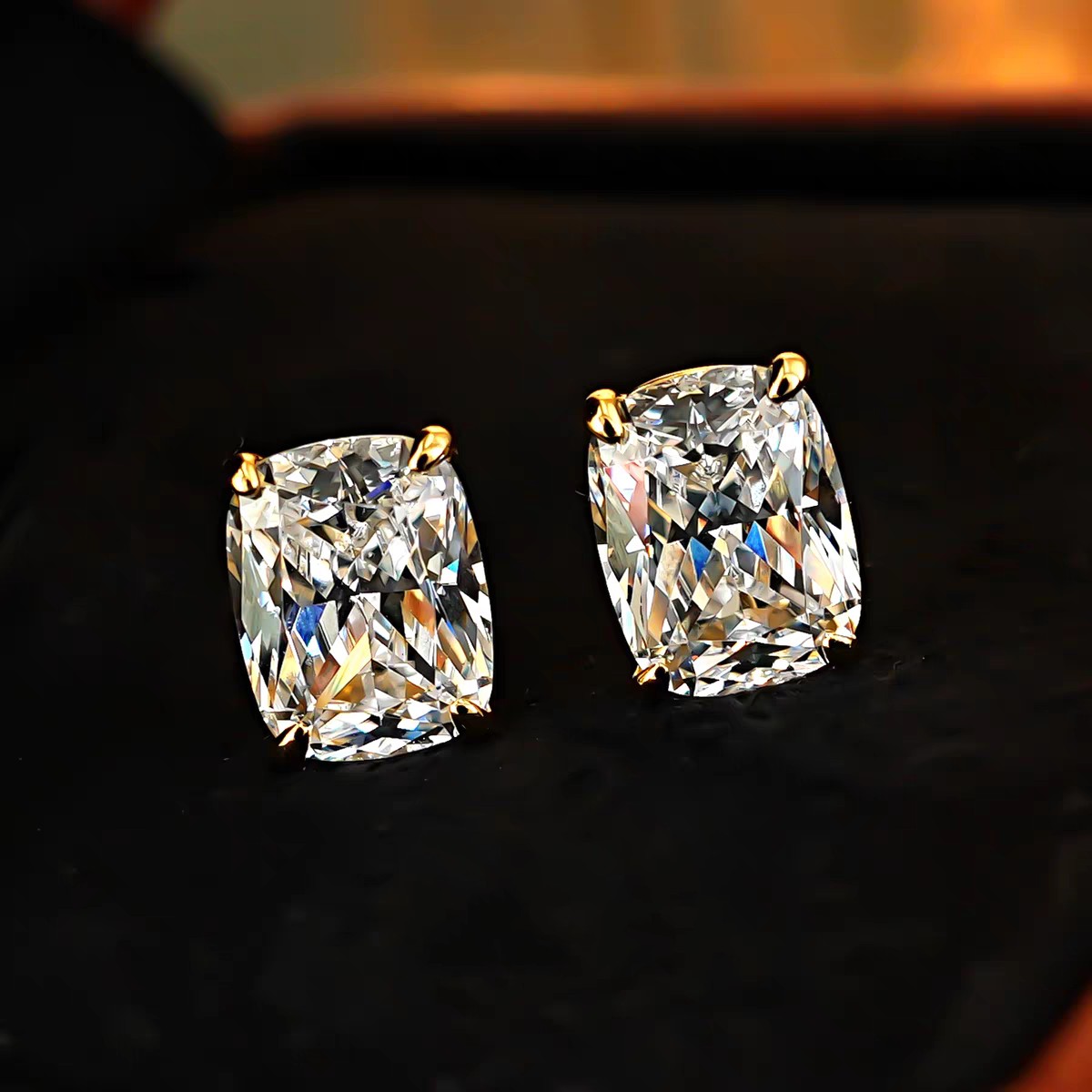 3CT Lab Moissanite Diamond Luxury Jewelry Genuine 100% 925 Sterling Silver Cushion Shape Soiltaire Gemstones Elegant Party Women Wedding Stud Earring 