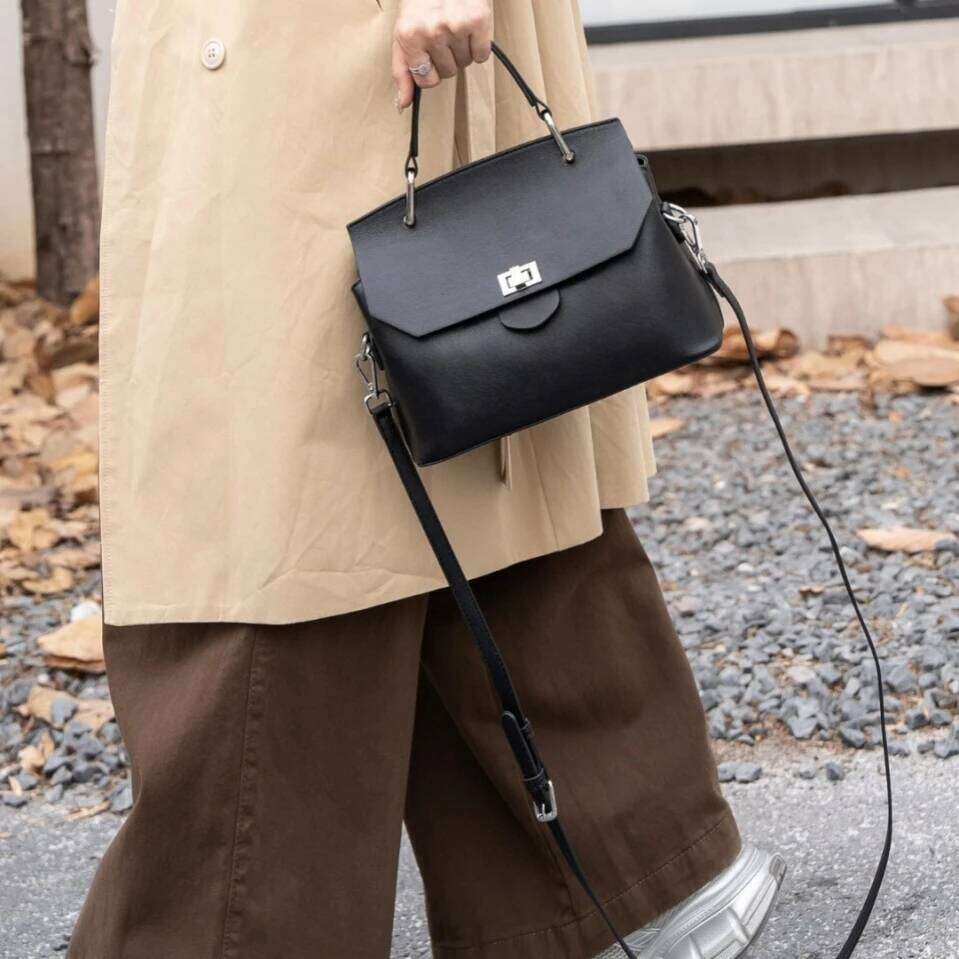 YANATARI Handbags Female Crossbody Shoulder Bag Women Bags New Fashion 2025 Genuine Cowhide Leather Satchel