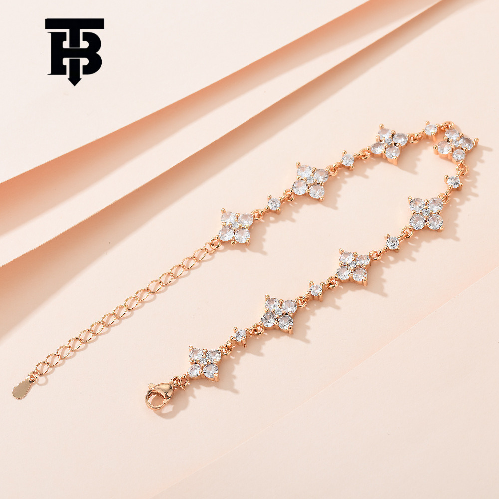Free Shipping For New Designer Accessories Exquisite Zircon Women's Bracelet Light Luxury Sparkling Zircon Starburst High-end Niche Bracelet Jewe