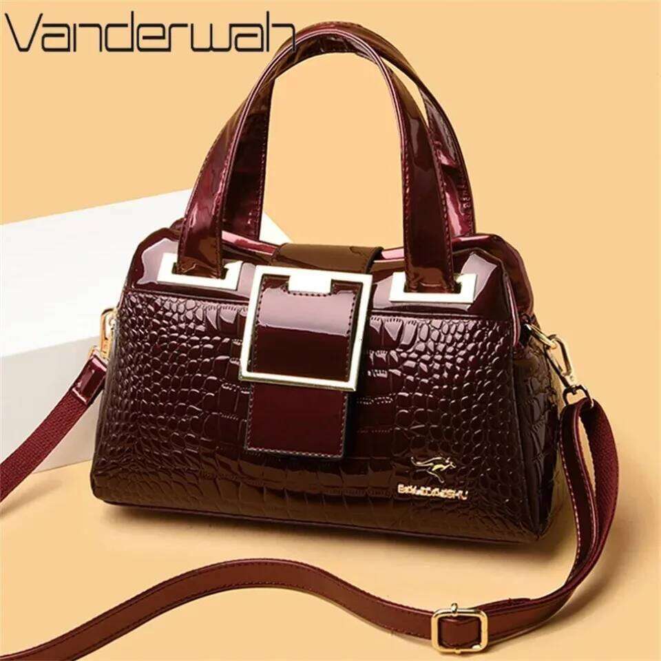 2 Layer Large Capacity Tote Handbags Women Bags Designer Crocodile Pattern Ladies Boston Shoulder Bag High Quality