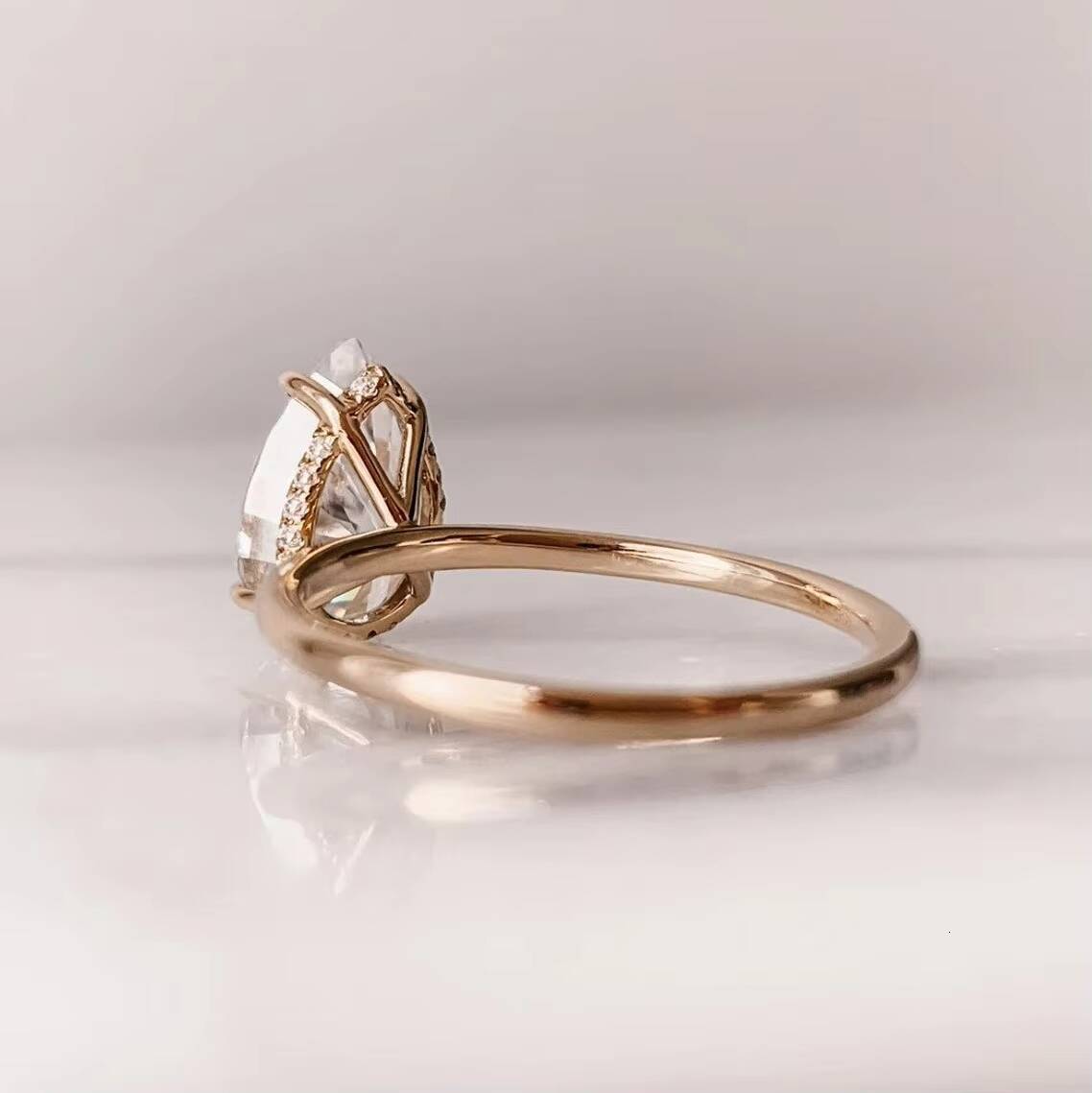 10k Solid Gold 2.5CT High Quality Pear Cut Moissanite Diamond Rose Gold Engagement Rings