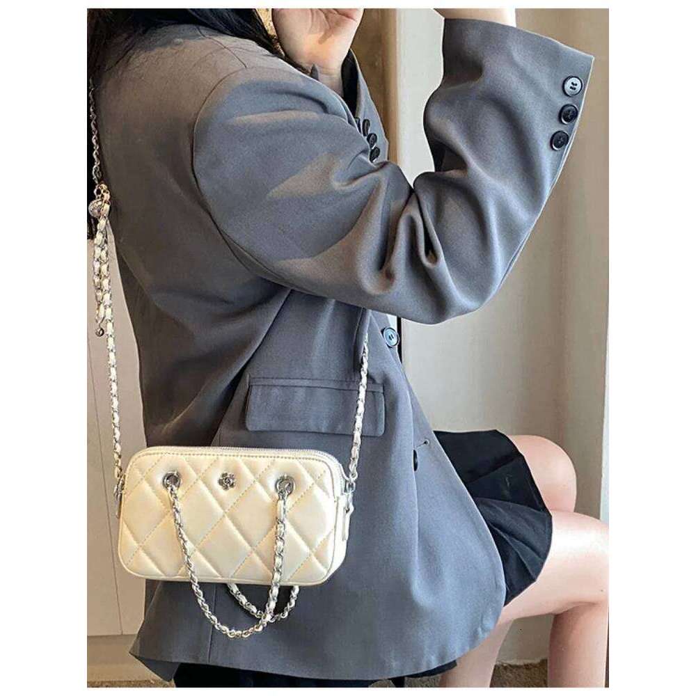 Light Chain Ladies Dia Small Square 2025 Summer Fashion Simple Casual All-Match One-Shoulder Messenger Bag