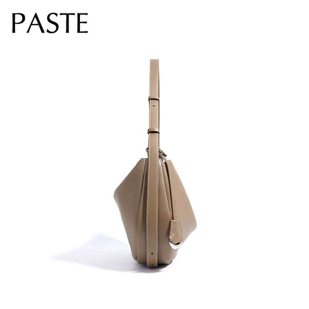 2025 Wine Red Fashion Designer Calfskin Leather Saddle Shoulder Bag High-End Simple Lock Women Handbag Dropshipping