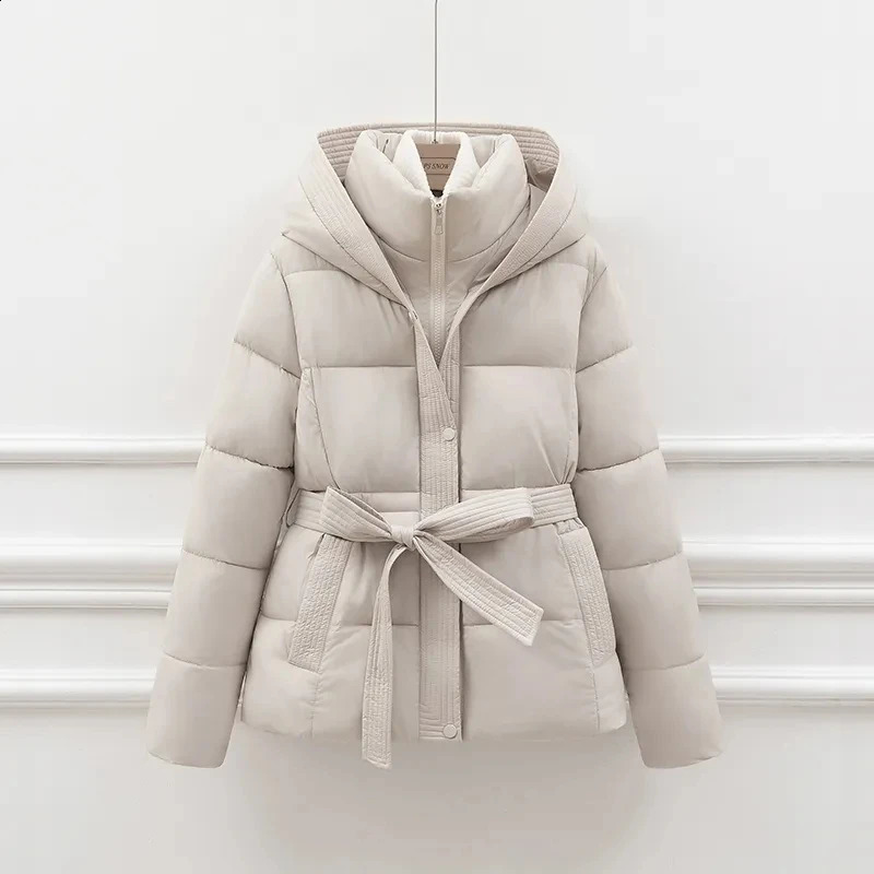 Womens Down Cotton Padded Jacket 2024 Short Loose Korean Version Ladies Outerwear Comfortable Elegant Lady Winter Parka Coat 250827