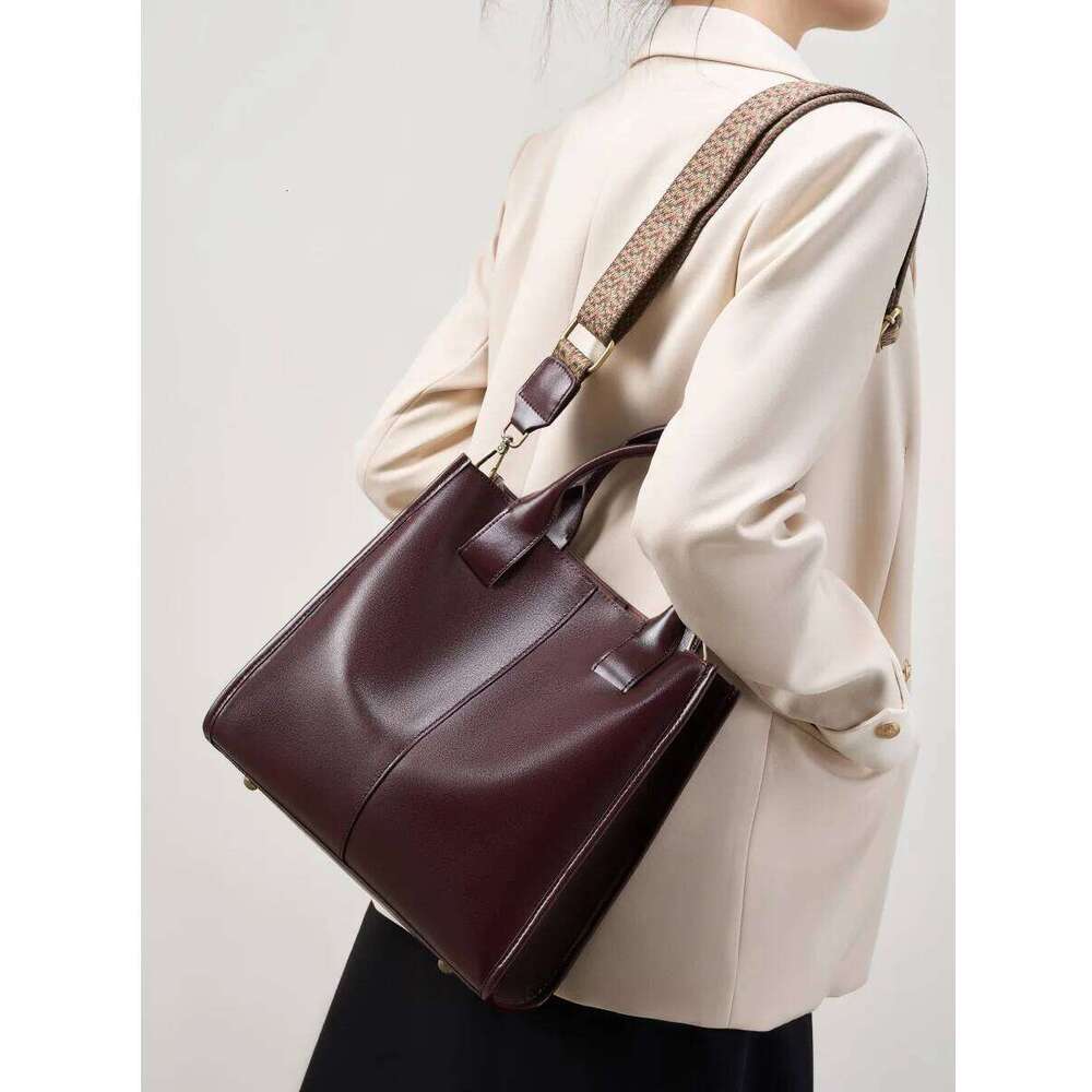 YANATARI Female Genuine Leather Handbags Women Shoulder Crossbody Vintage High-Capacity Tote Minimalist Bag