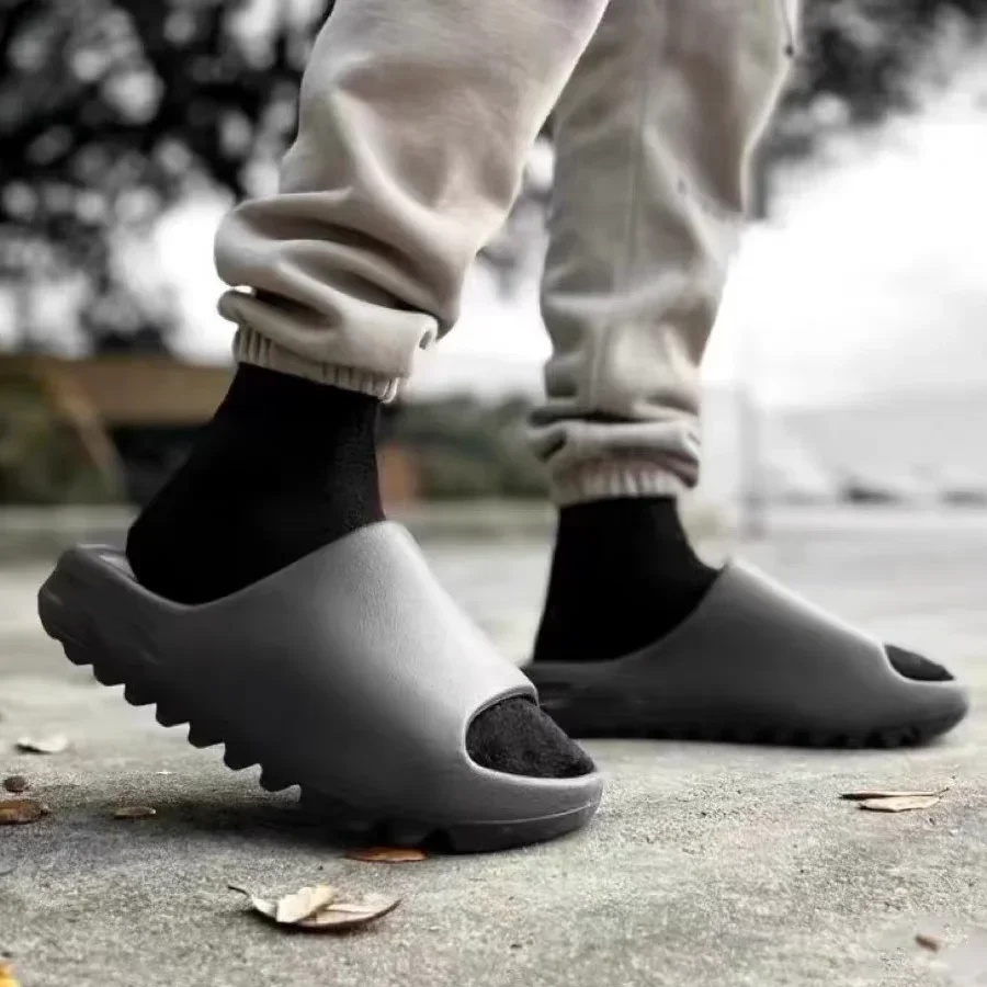 Slippers Flip Flops Summer For Men Women EVA Soft Bottom Indoor Home Slides Brand Slipper Asian size Man Sandals Beach Shoes Male designer