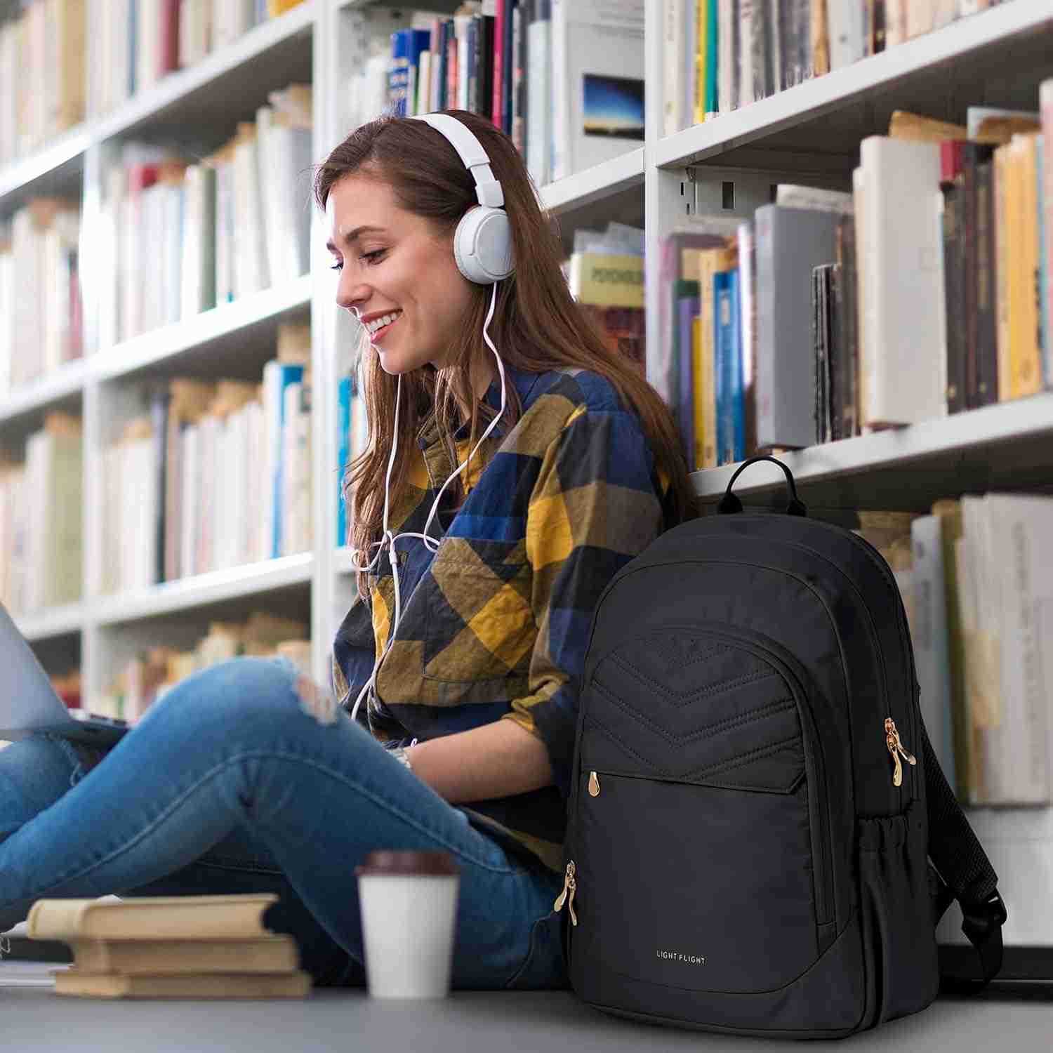 Travel Backpack for Women 156 Laptop Backpack with USB Charging Hole Water Resistant Large Capacity Black Daypack for College Work Casual Computer Bag