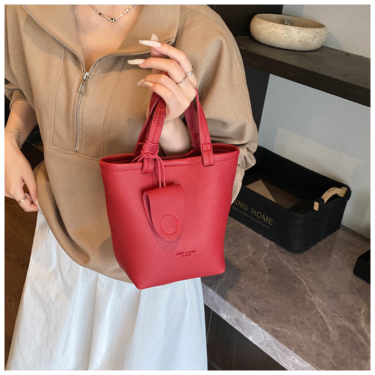 Autumn New Women s Shoulder Bag Minimalist Niche Women s Hand held Basket Bag Autumn New Designer Bag New Texture Bucket Bag Commuter Women s Crossbod