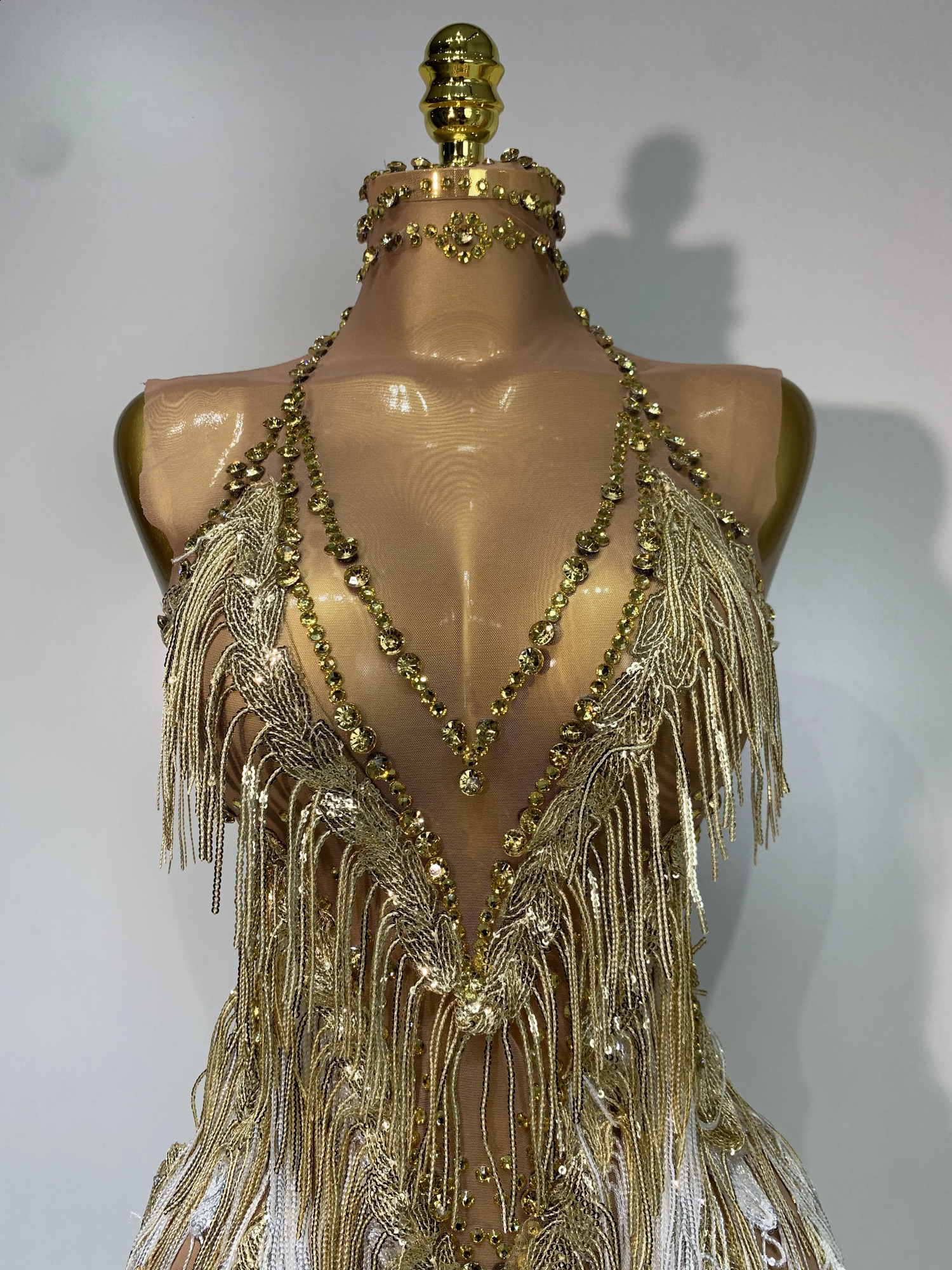 Birthday Dress Rhinestone Tassel Sexy Women Short Latino Dance Dress Nightclub Bar Sparkly Performance Stage Outfit 250828