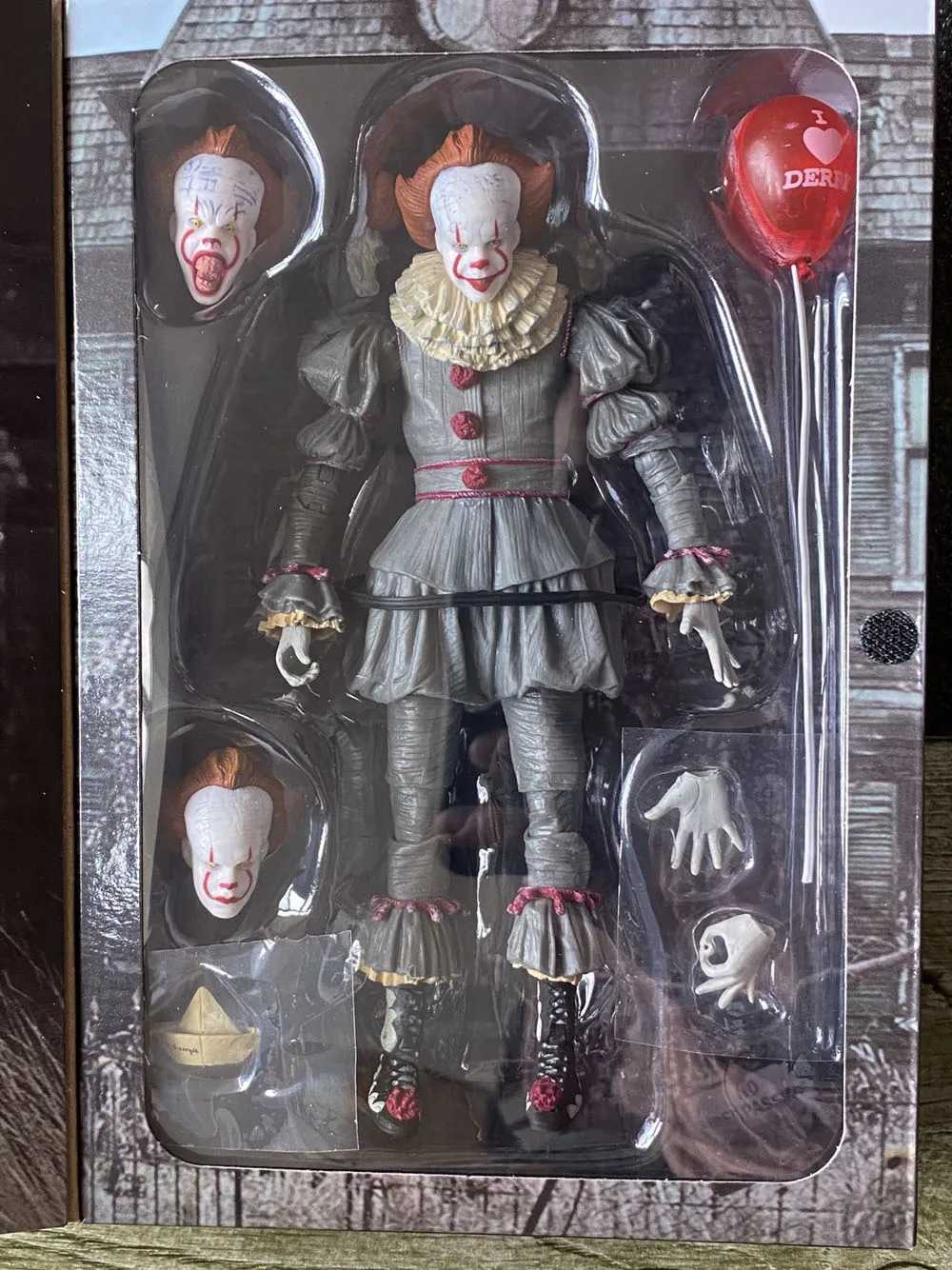 7 NECA IT Ultimate Pennywise Clown Action Figure Movie Doll 2017 New Toys W250828