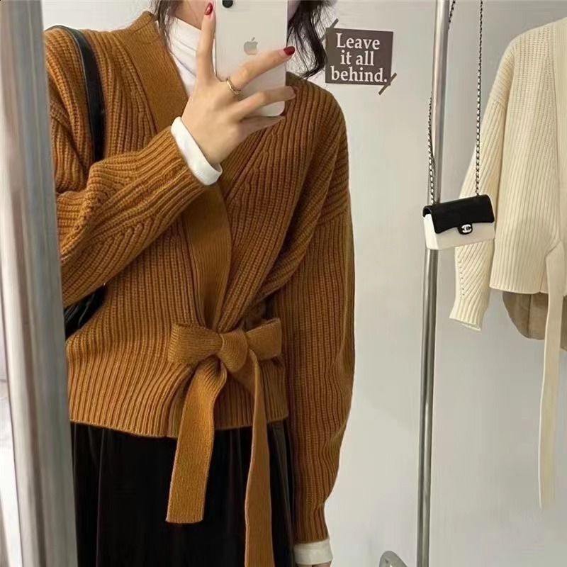 irregular cashmere sweater for women in autumn and winter high-end button with wool knitted cardigan fashionable knitted ultra-thin L065 241230