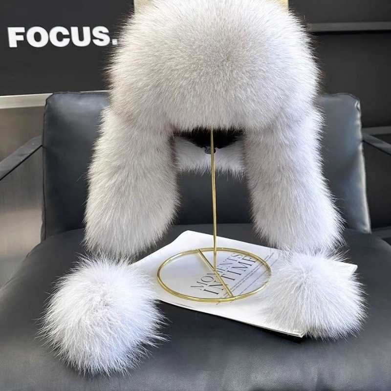 Fox Fur Lei Feng Hat for Women Slimming Ski Hat ParentChild Furry Hat Autumn and Winter Ear Protection Warm Fur Snow Hat L250827