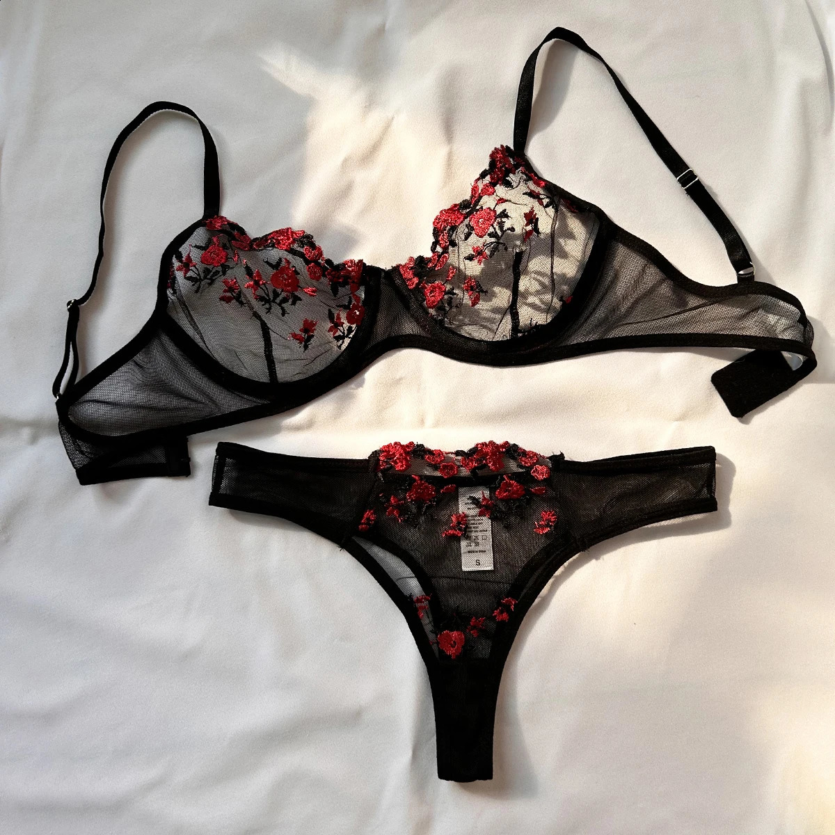 Sexy Set Womens Underwear Exotic Emotional Bra Set Embroidered Print Brassiere Lingerie Set Womens Set Push Up Thin Bralette 250827