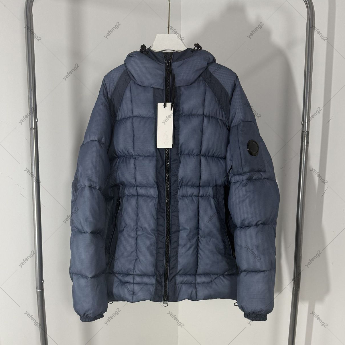 Mens designer jacket puffer jacket classic glasses Fashion company winter cotton padded jacket badge