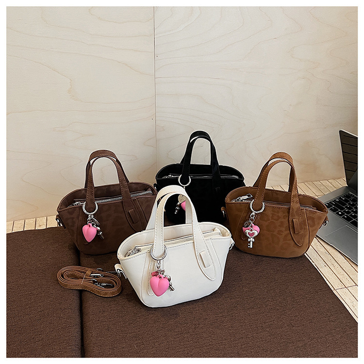 Autumn New Women s Shoulder Bag Retro Niche Leopard Print Women s Handbag Autumn And Winter New Casual Women s Crossbody Bag New Designer Bag