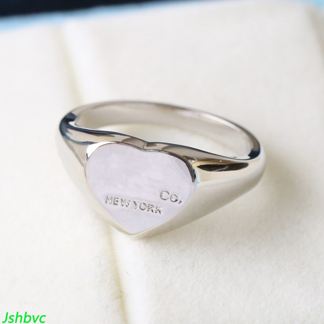 Ring designer ring love heart ring high quality designer design titanium band ring for men and women classic fashion jewelry party wedding valentine's day gift good