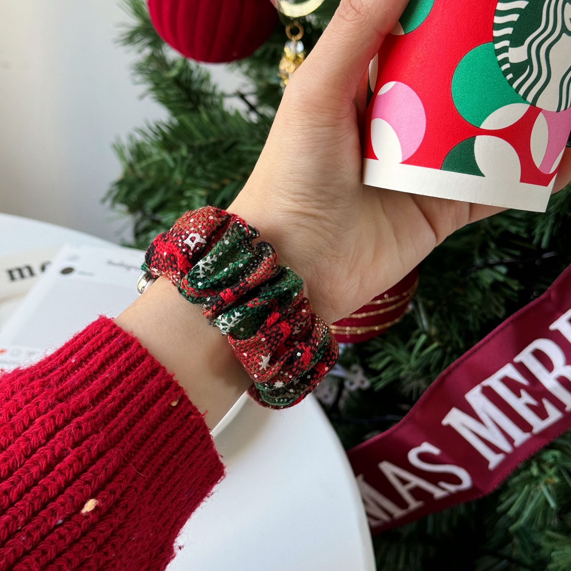 Christmas Chessboard Plush Large Intestine Pattern Suitable Strap Apple Strap 38mm 40mm 41mm 42mm 44mm 45mm 46mm iWatc Series Luxury Designer