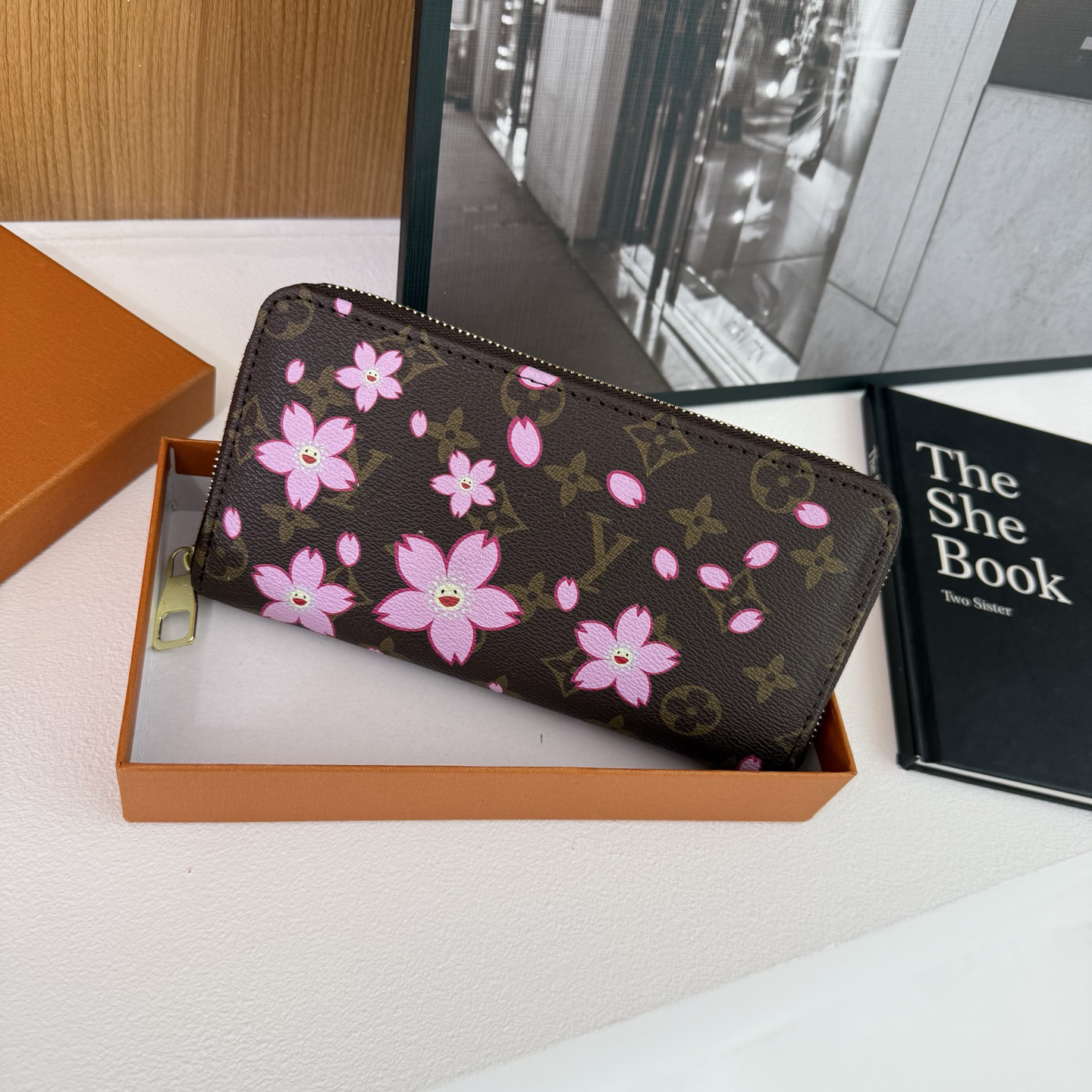 2026 Fashionable classic Cartoon Cherry Patterned Wallet, Secure Zipper Eye - catching Pattern, Durable Material Playful Design, Suitable for Storing Cards, Cash &