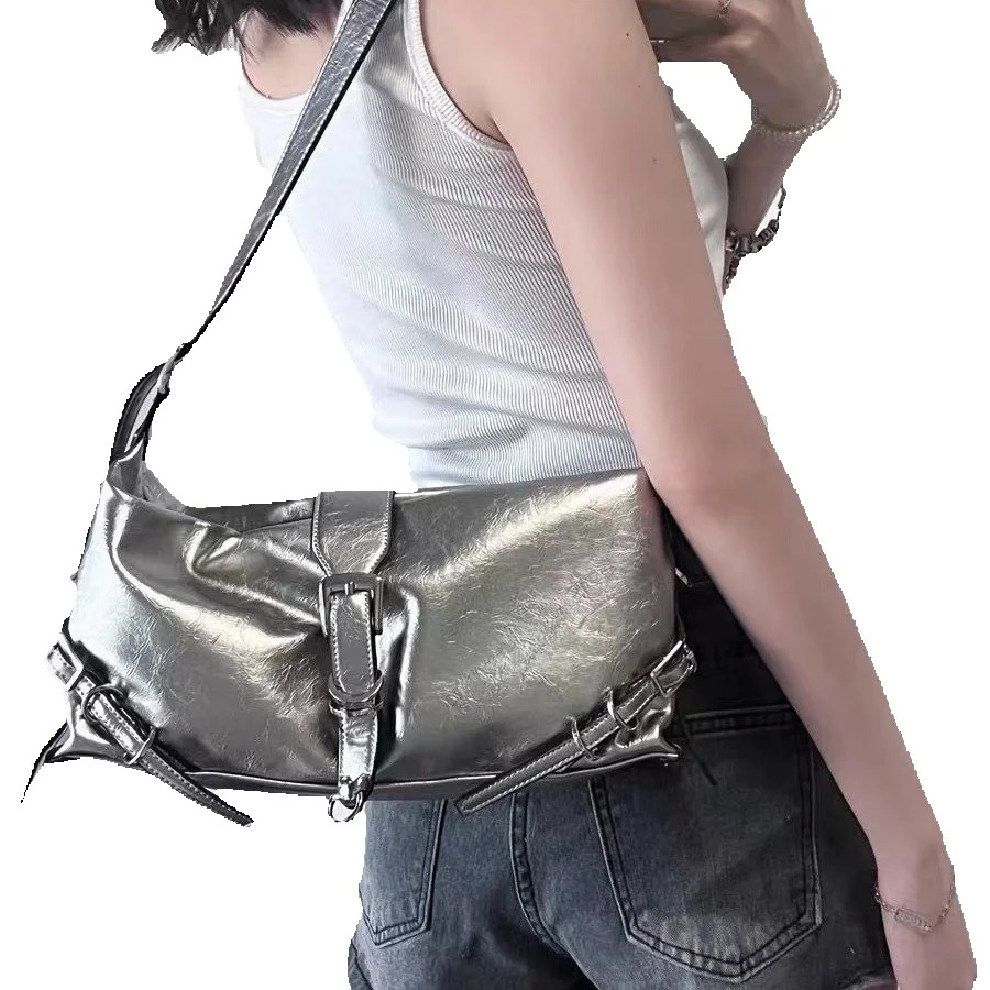Autumn New Women s Shoulder Bag French Niche Design Silver Armpit Bag Women s Crossbody Bag Autumn New Casual Minimalist Designer Bag Trendy Pleated A