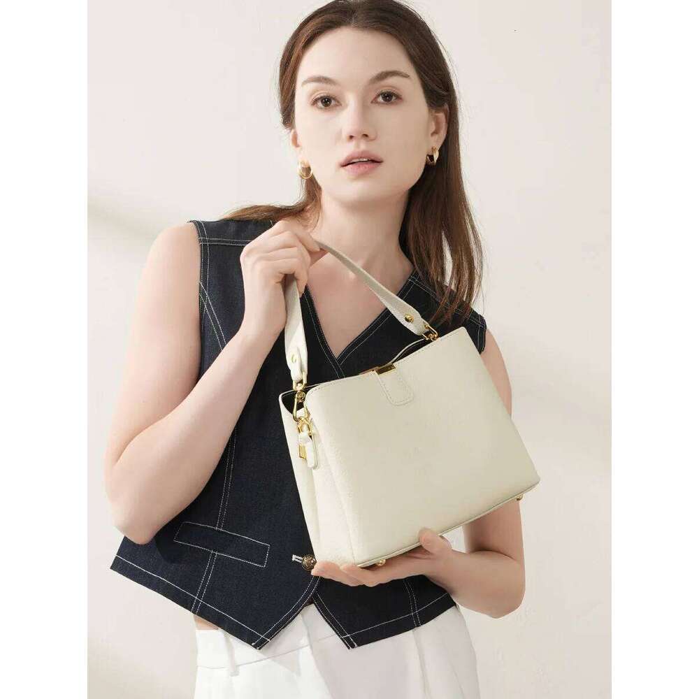 YANATARI Genuine Woman Shoulder Handbags Crossbody Designer Minimalism Bag Cattle Leather Grey