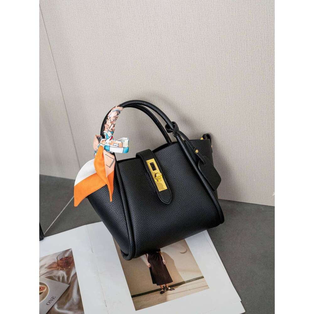 Trendy Vegetable Basket New Genuine Leather Women's Bucket Bag Summer Handbag Crossbody