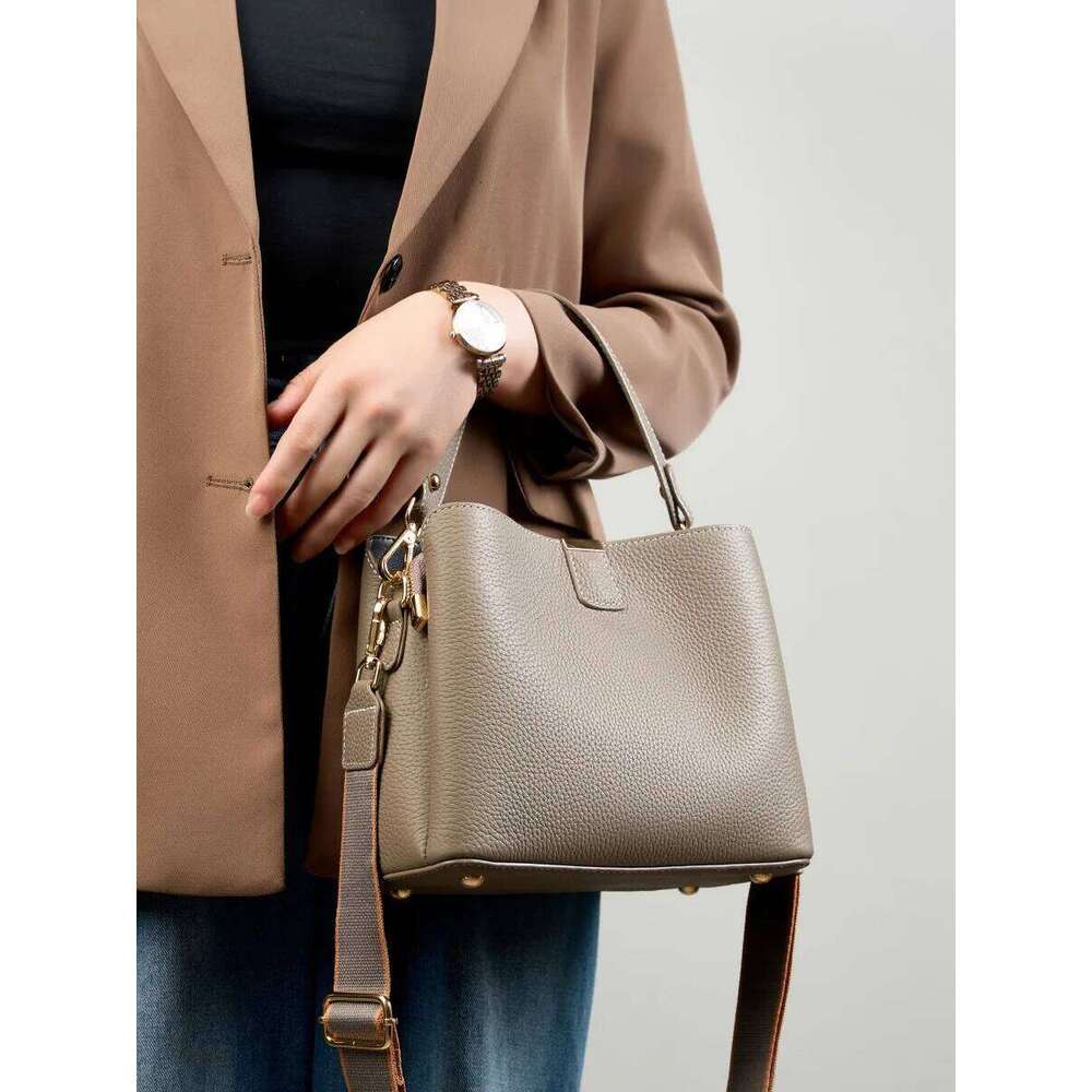 YANATARI Genuine Woman Shoulder Handbags Crossbody Designer Minimalism Bag Cattle Leather Grey