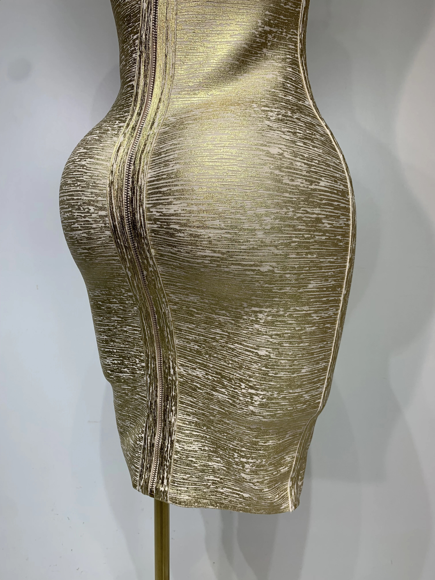 High Quality Celebrity Elegant Gold Bodycon Bandage Dress Women Sexy Nightclub Evening Party Birthday Dress Vestidos 250828