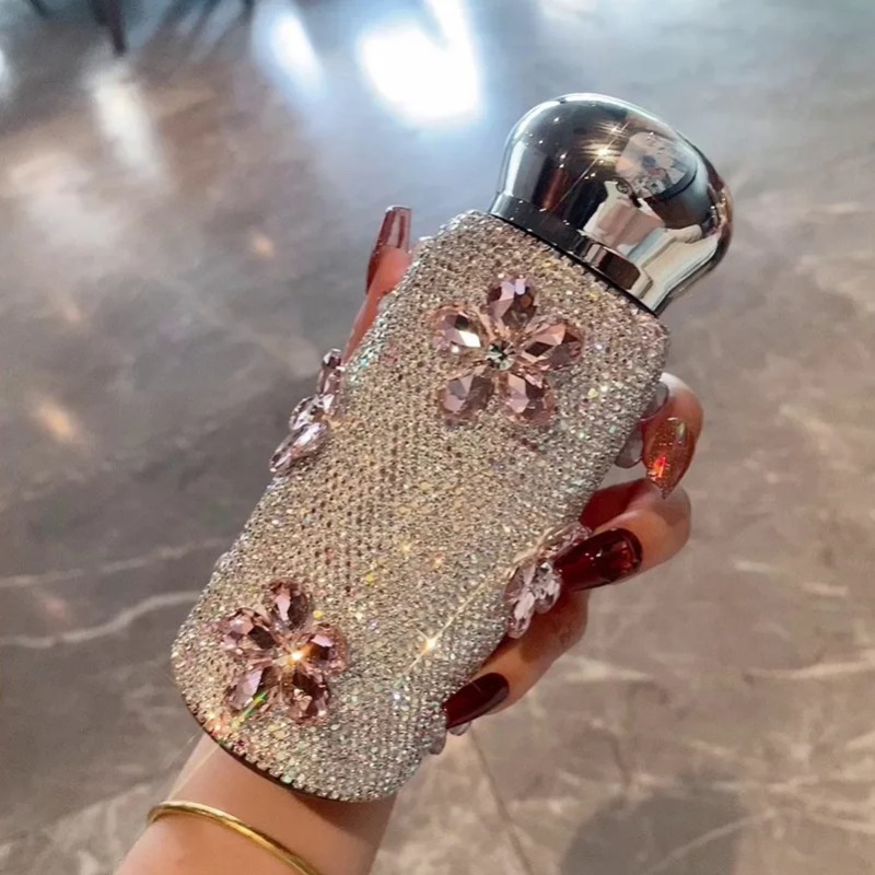 Designer Stainless Steel Portable Thermos Bottle for Women Luxury Five-petaled Flowers Rhinestone Vacuum Flask Hot and Cold Water Kettle 220ml