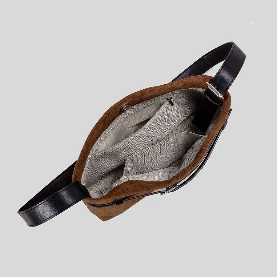 Vintage Faux Suede Belts Deco Tote 2025 Autumn And Winter New Womne Shoulder Bags Maillard Crossbody Bag