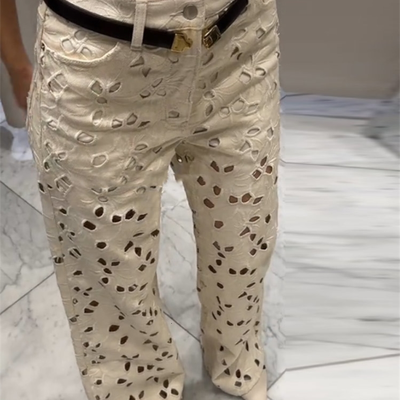 Casual Hollow Out Jeans Women Loose Solid Flower Hole High Waist Wide Denim Pants 2025 Autumn Fashion Streetwear Lady Trousers Z260313