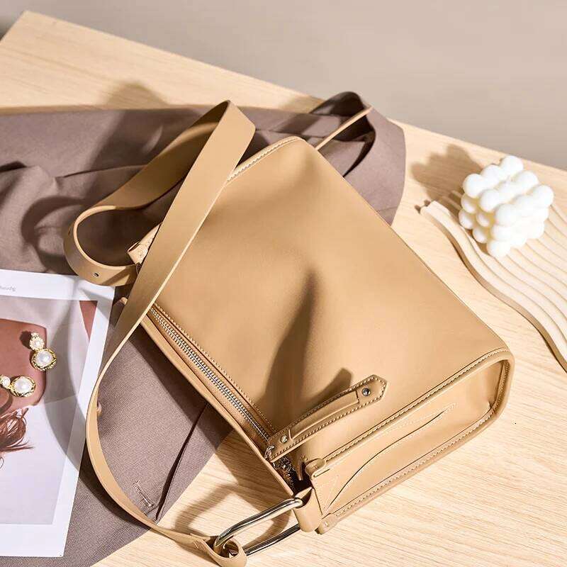 2023 Fashion Design Women's Shoulder Bag Cowhide Tote Handbag For Ladies Female Large Capacity Crossbody Messenger Pack